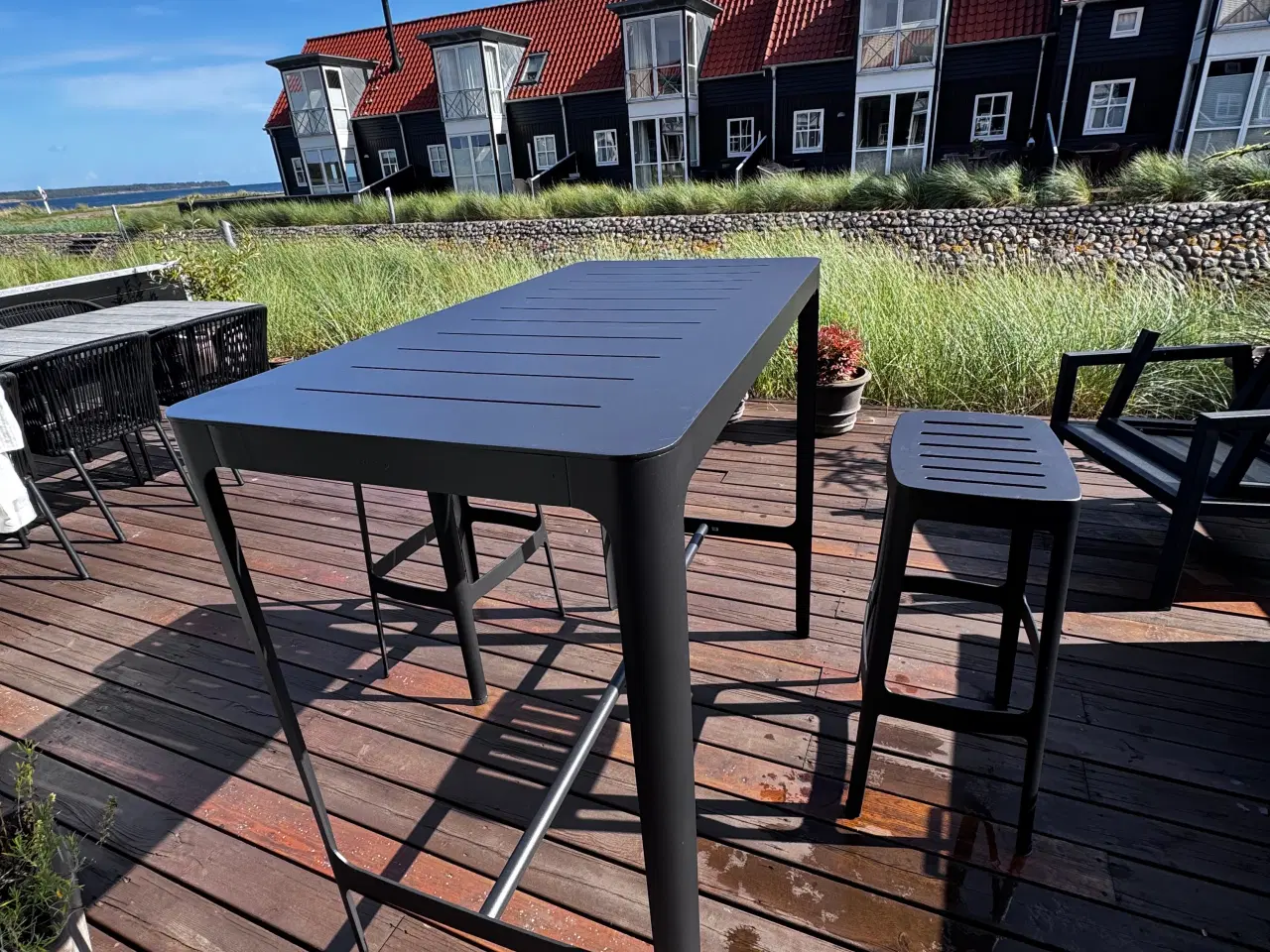 Billede 1 - Barbord og højstole, Cut fra Cane-line
