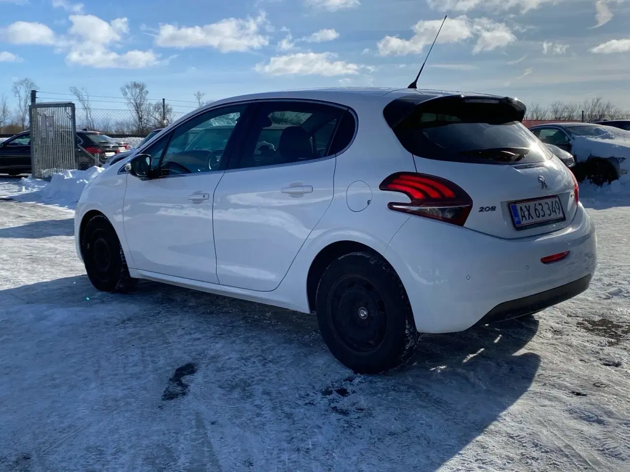 Billede 4 - Peugeot 208 1,6 BlueHDi Allure 100HK 5d