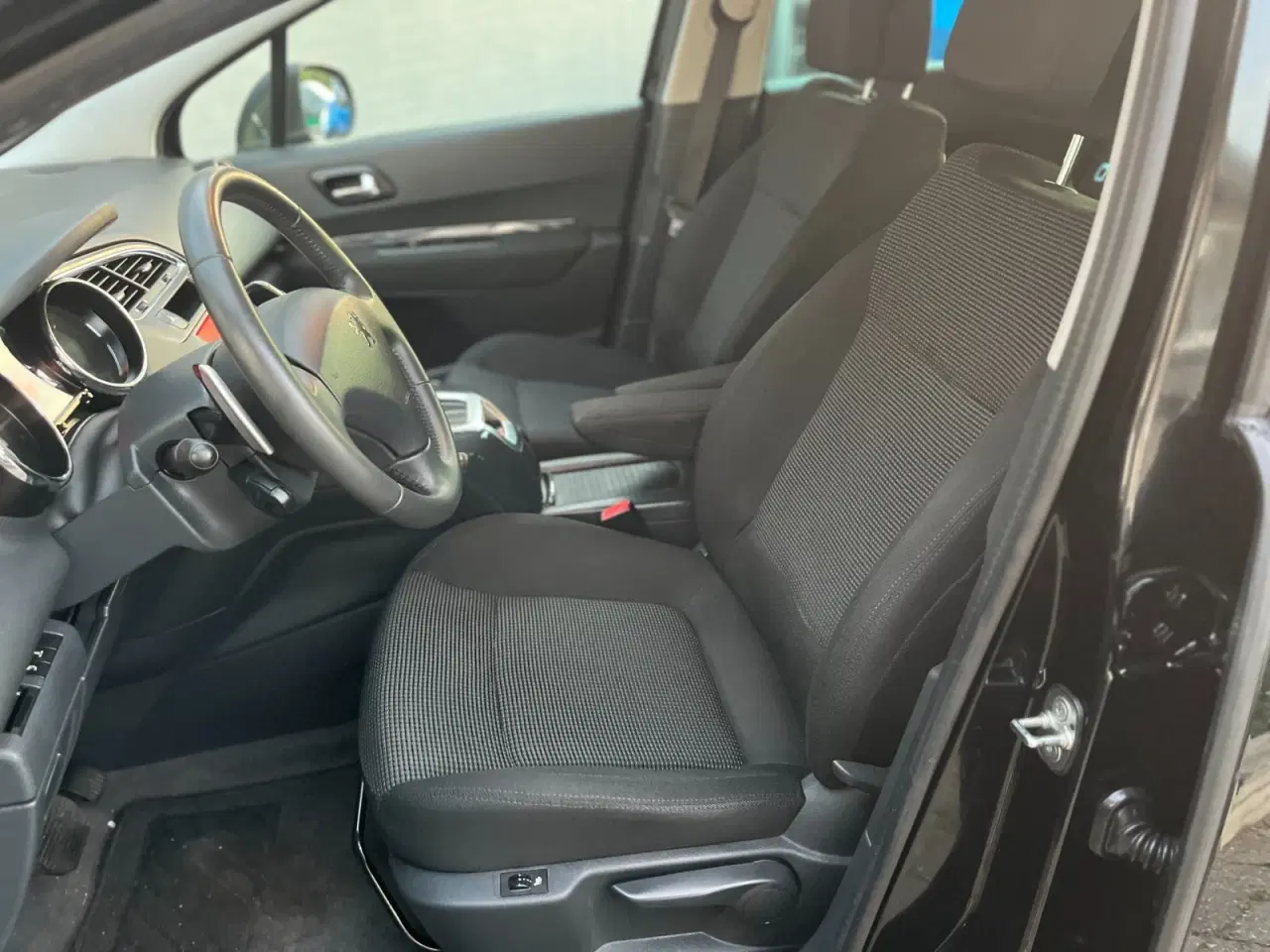Billede 11 - Peugeot 5008 1,6 HDi 112 Premium ESG