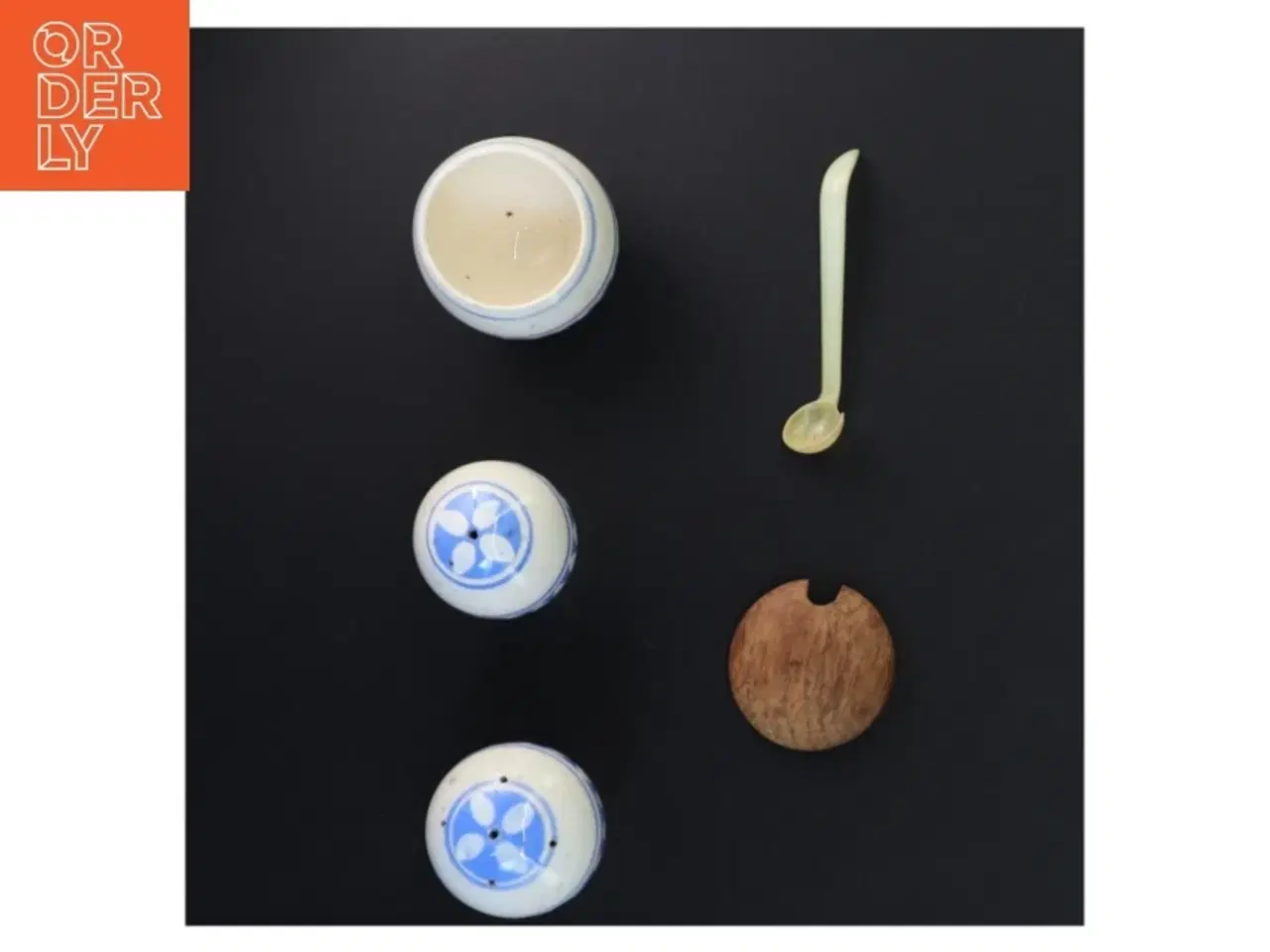 Billede 3 - Krydderikrukker med ske og trælåg (str. H 5,5 cm)