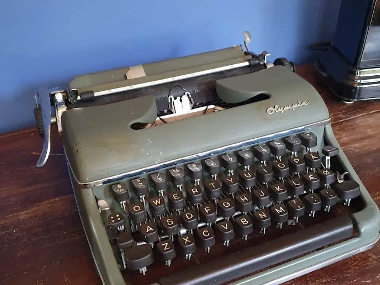 Billede 4 - Skrivemaskine Olympia, Retro