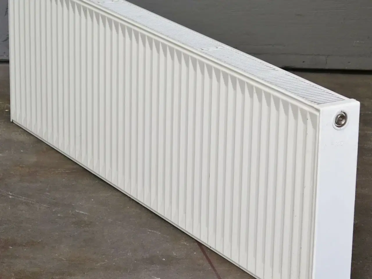 Billede 2 - Radiator 150x45x10 cm 7 styk