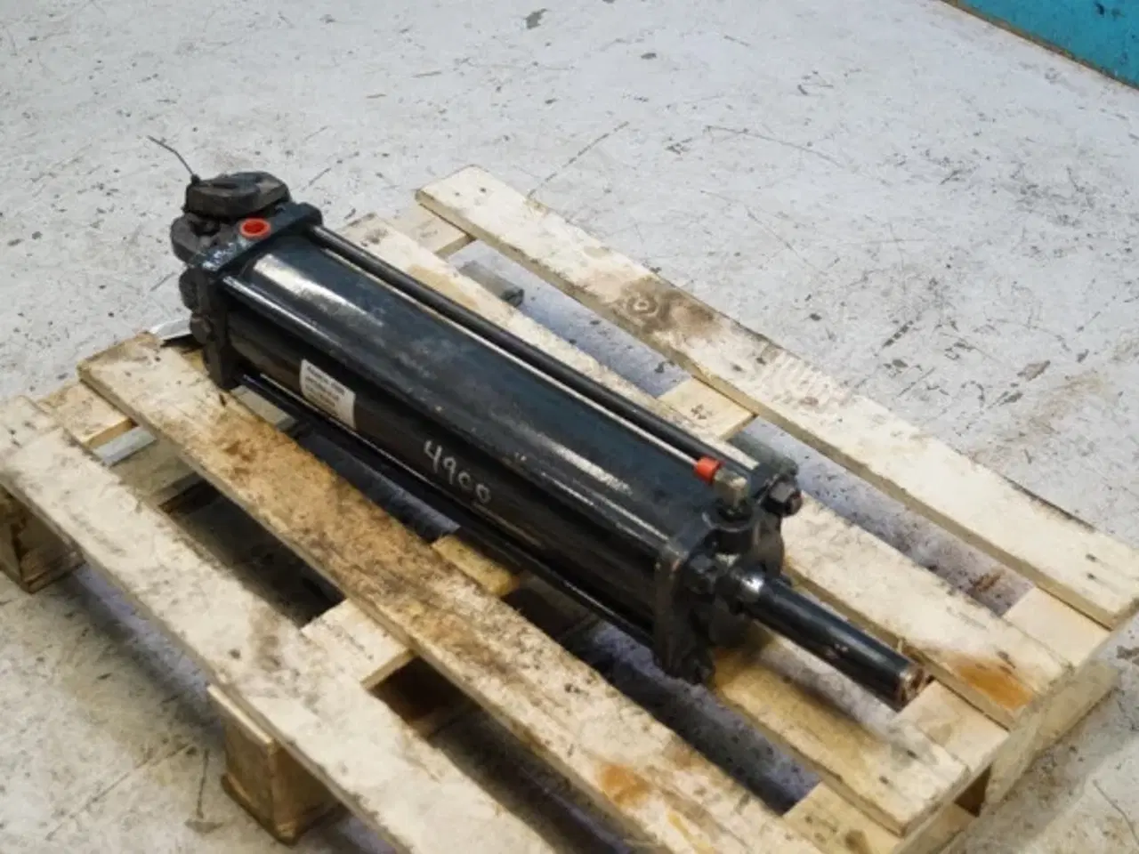 Billede 8 - New Holland BB980 Cylinder 700706338