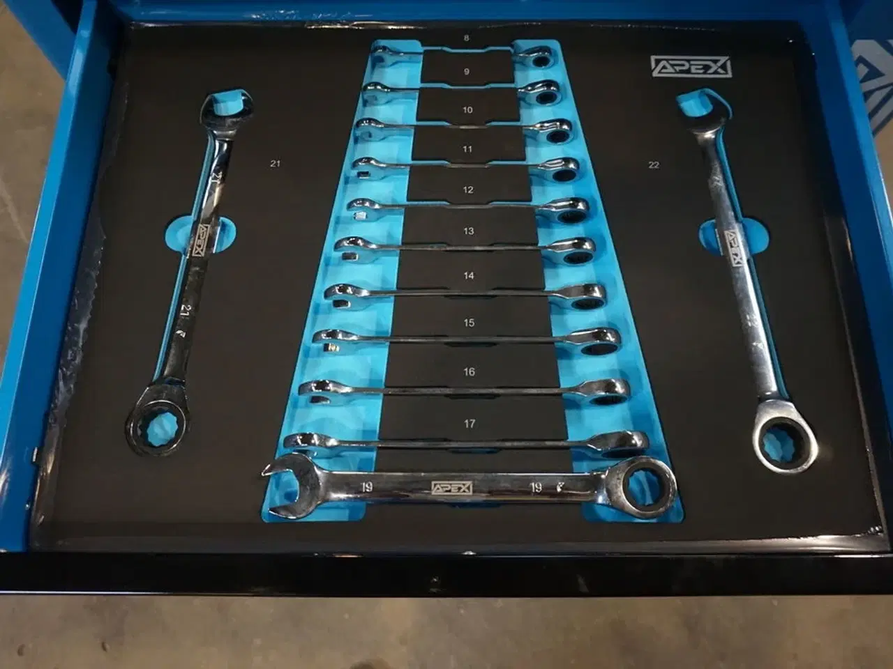 Billede 5 - Apex Værktøjsvogn XXL med værktøj og 7 skuffer og skab Blue