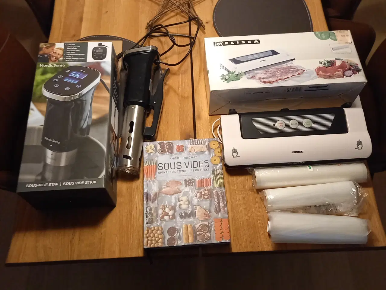 Billede 1 - Sous-vide, vacuumpakker og opskriftsbog