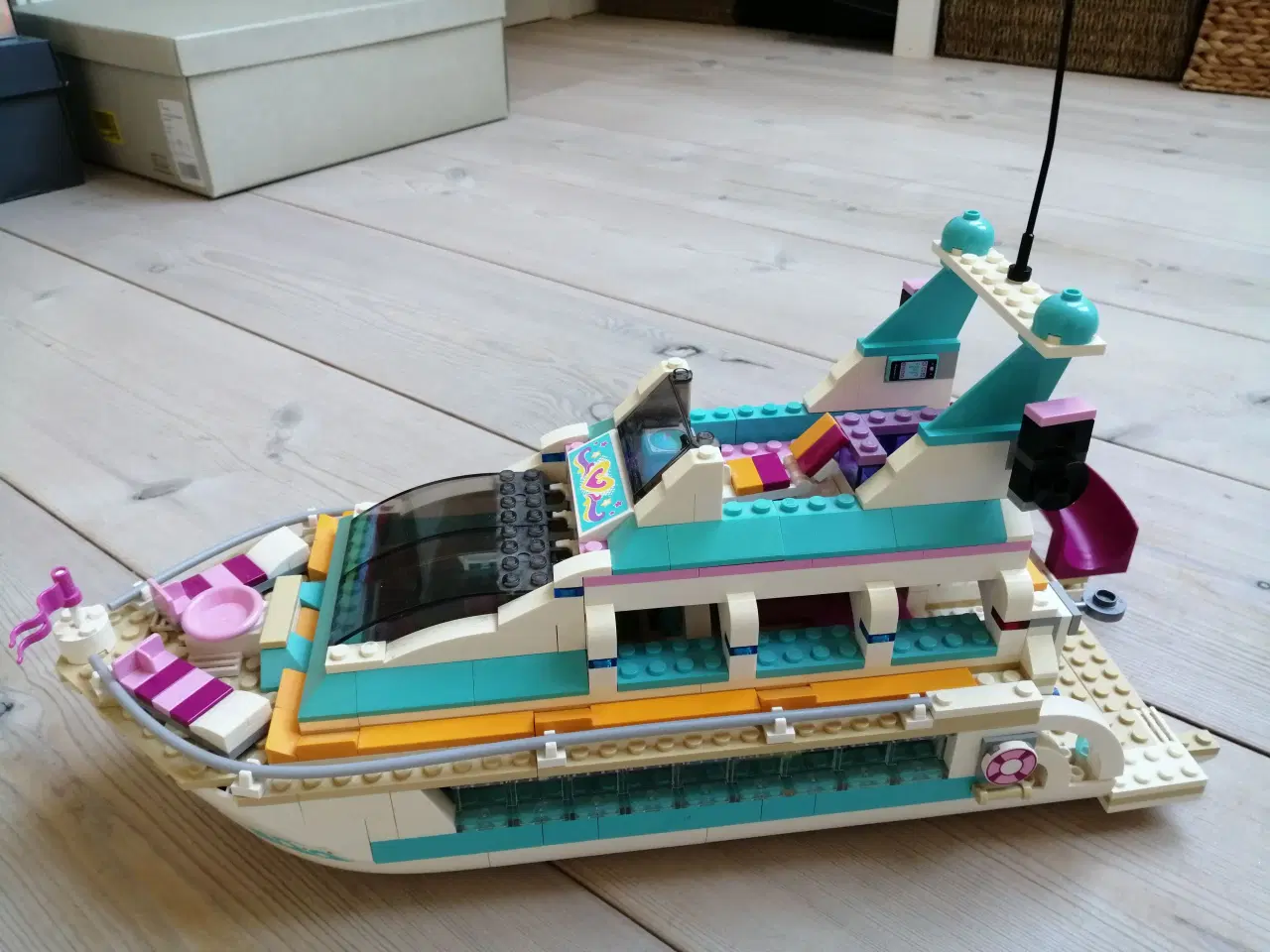Billede 3 - Lego Friends motorbåd 41015