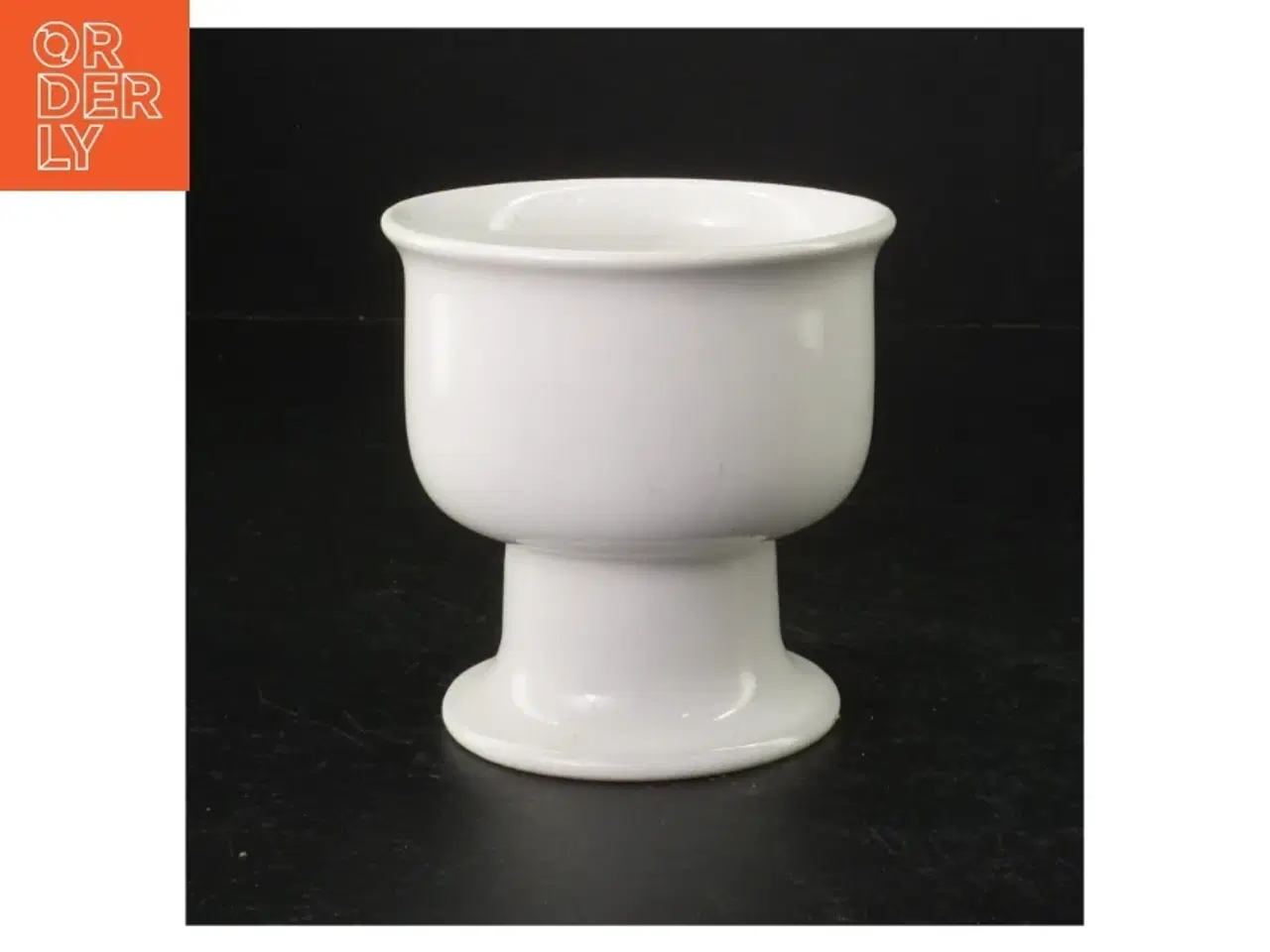 Billede 2 - Hvid keramik lysestage (str. 11 cm)