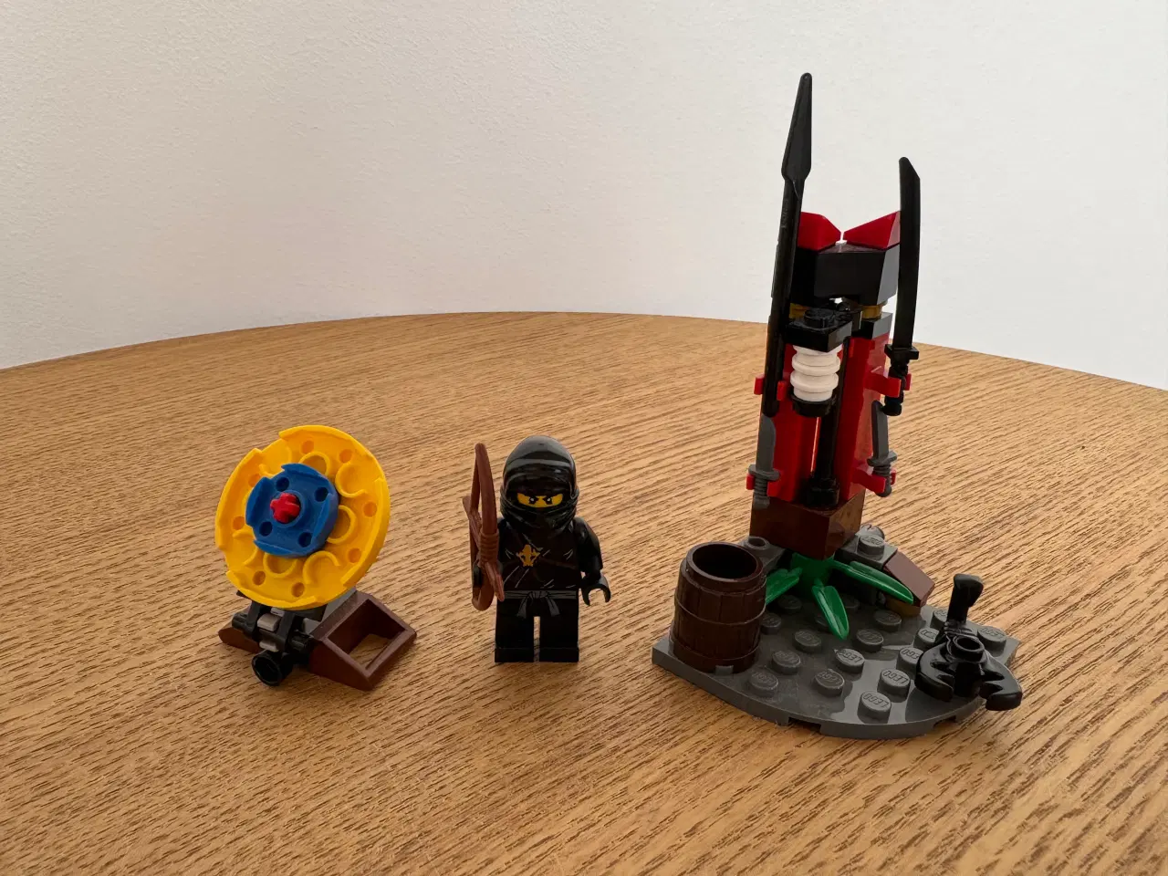 Billede 4 - LEGO Ninjago – Ninja Training Outpost (2516)