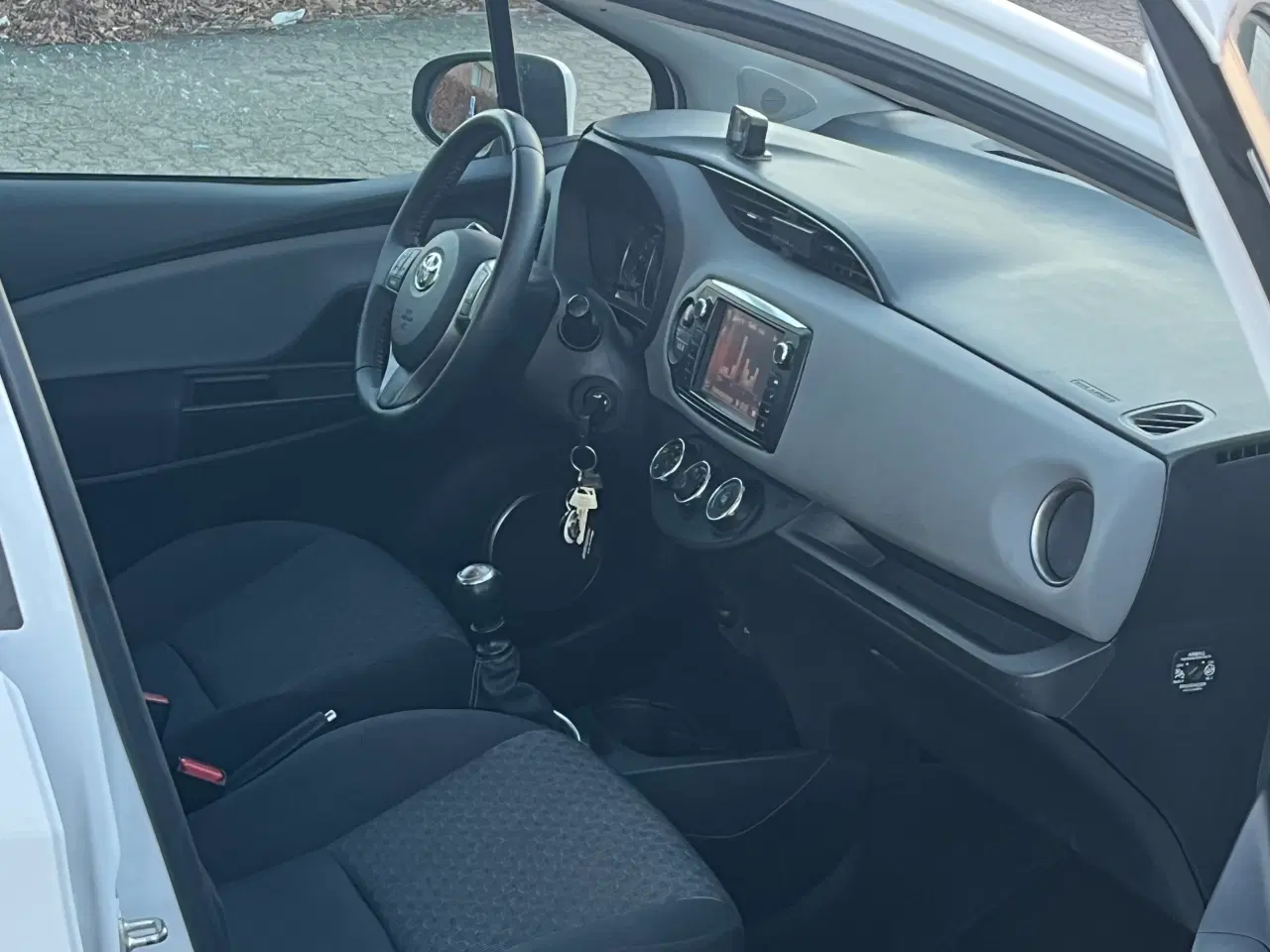 Billede 9 - Toyota Yaris 1.4D T2