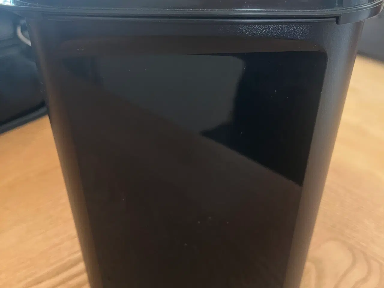Billede 4 - Tupperware kartoffel opbevaring kasse