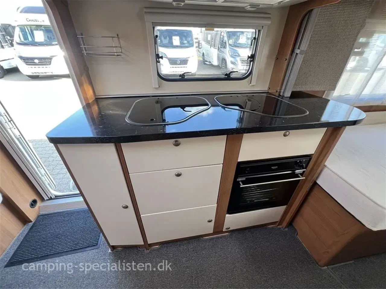 Billede 9 - 2011 - LMC Musica Spring 503 E   2011 LMC Musica Spring 503 E - Se den nu hos Camping-Specialisten.dk