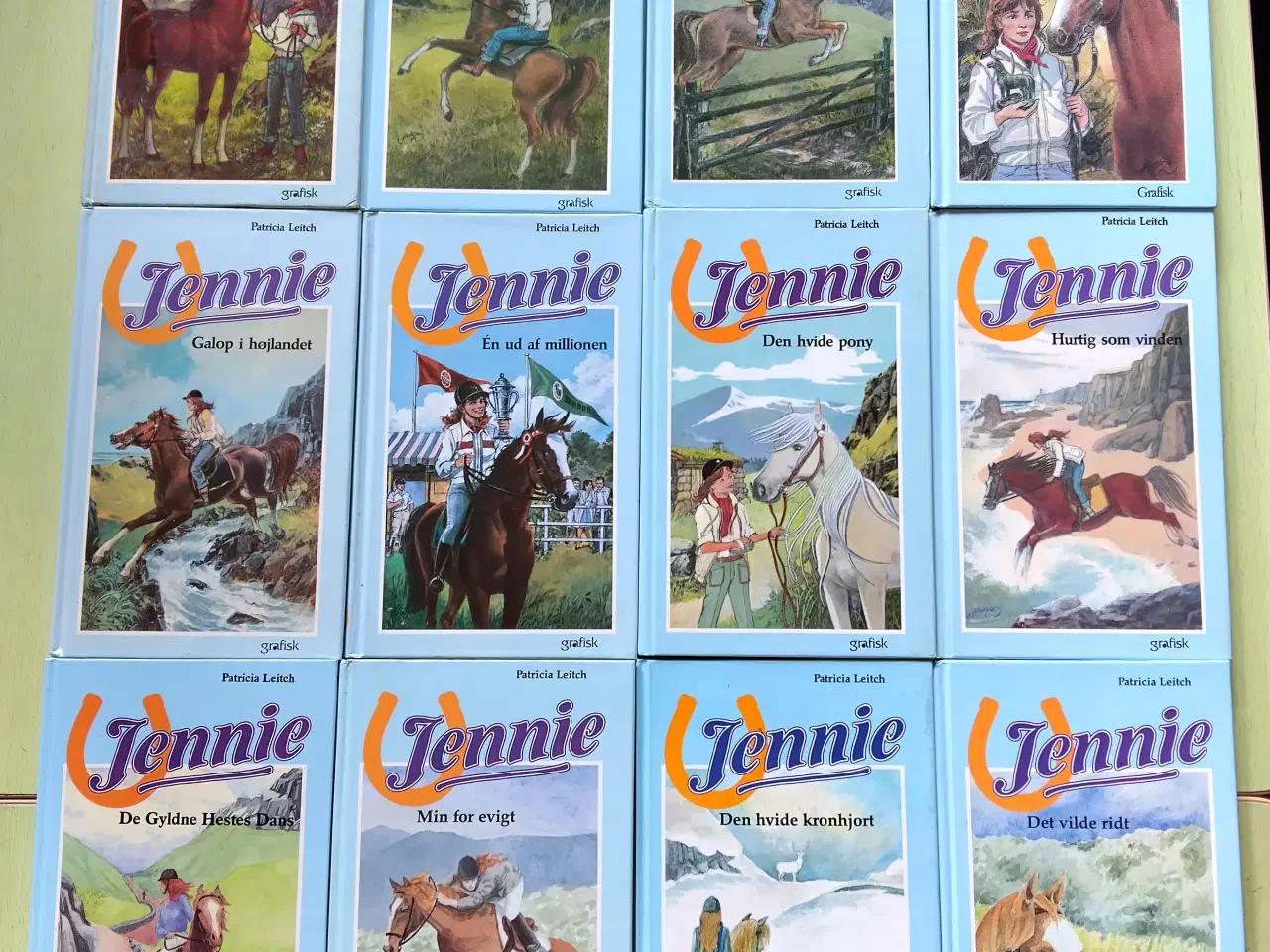 Billede 1 - 12 stk. Jennie Bøger