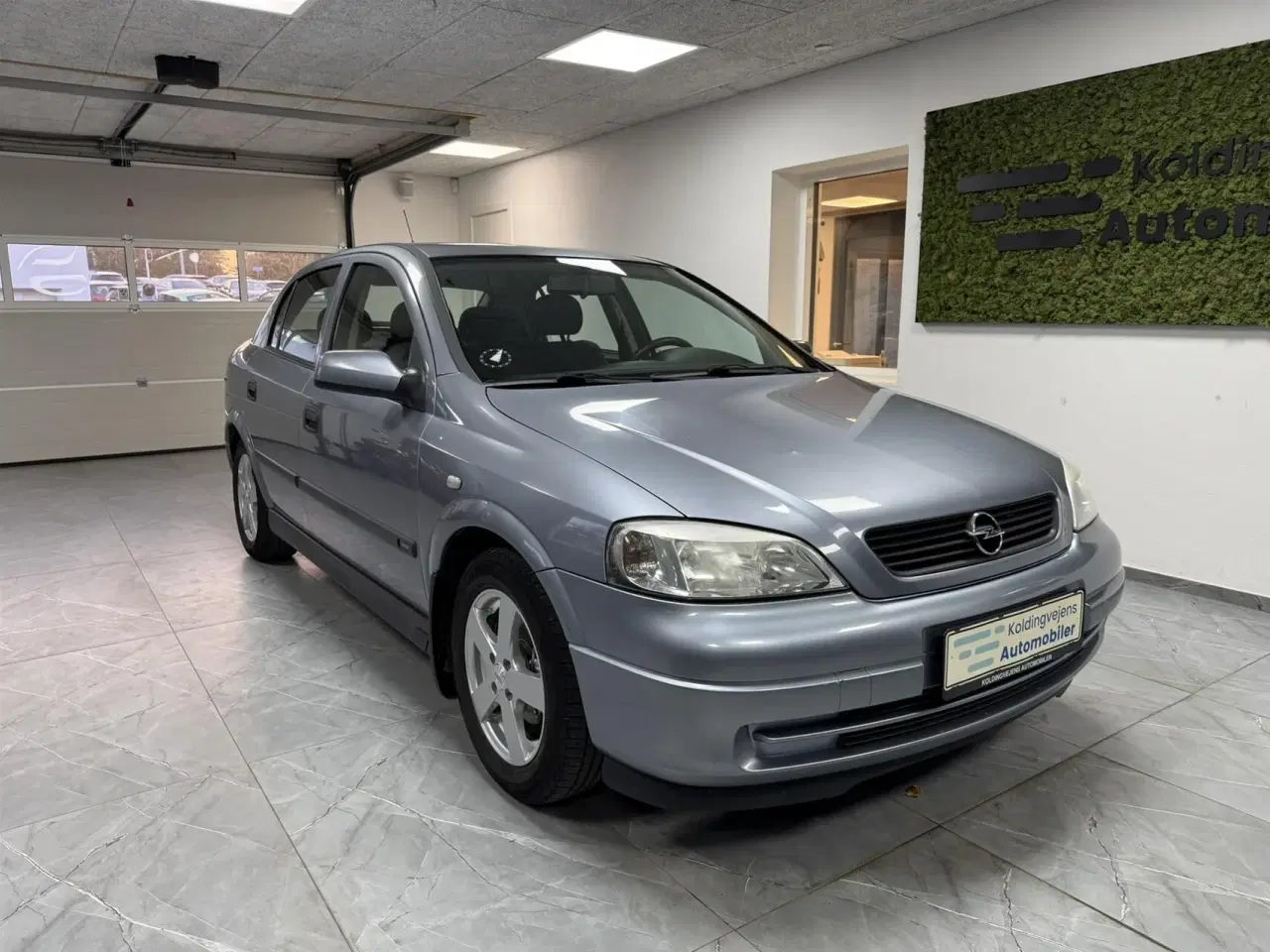 Billede 1 - Opel Astra 1,6 Twinport 103HK 5d