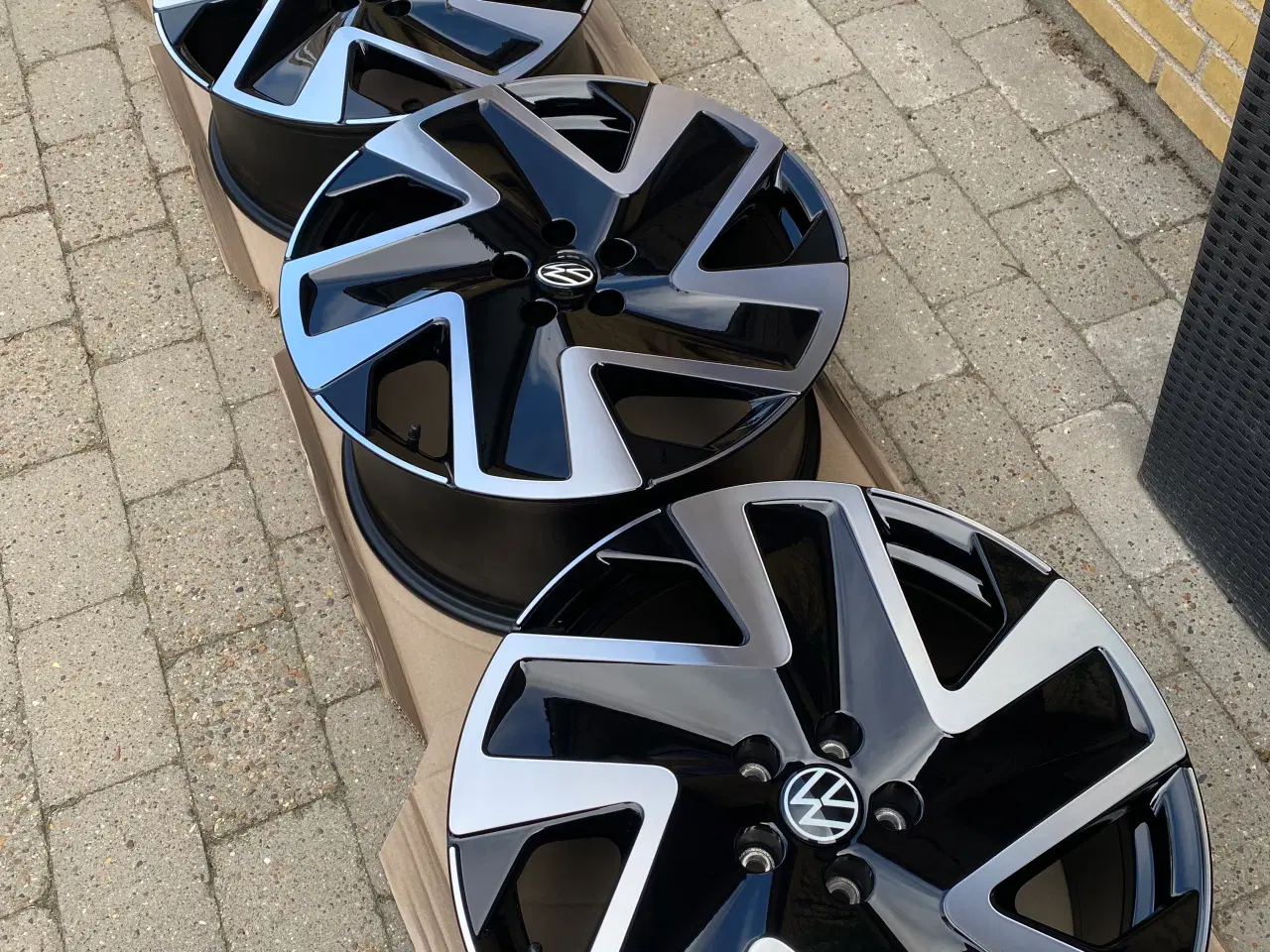 Billede 1 - 20” ID BUZZ NYT