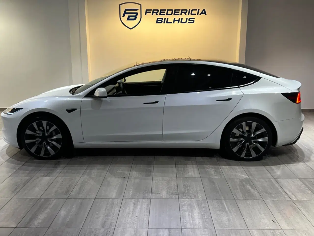 Billede 3 - Tesla Model 3  RWD