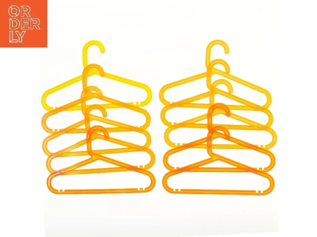 Billede 1 - Bøjler i plast, 10 stk (str. 10 stk 33,5 cm)