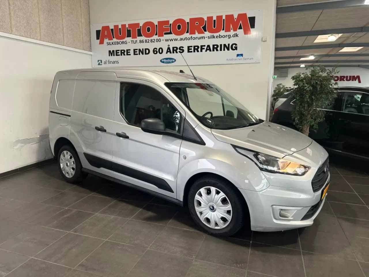 Billede 1 - Ford Transit Connect 1,5 EcoBlue Trend aut. kort