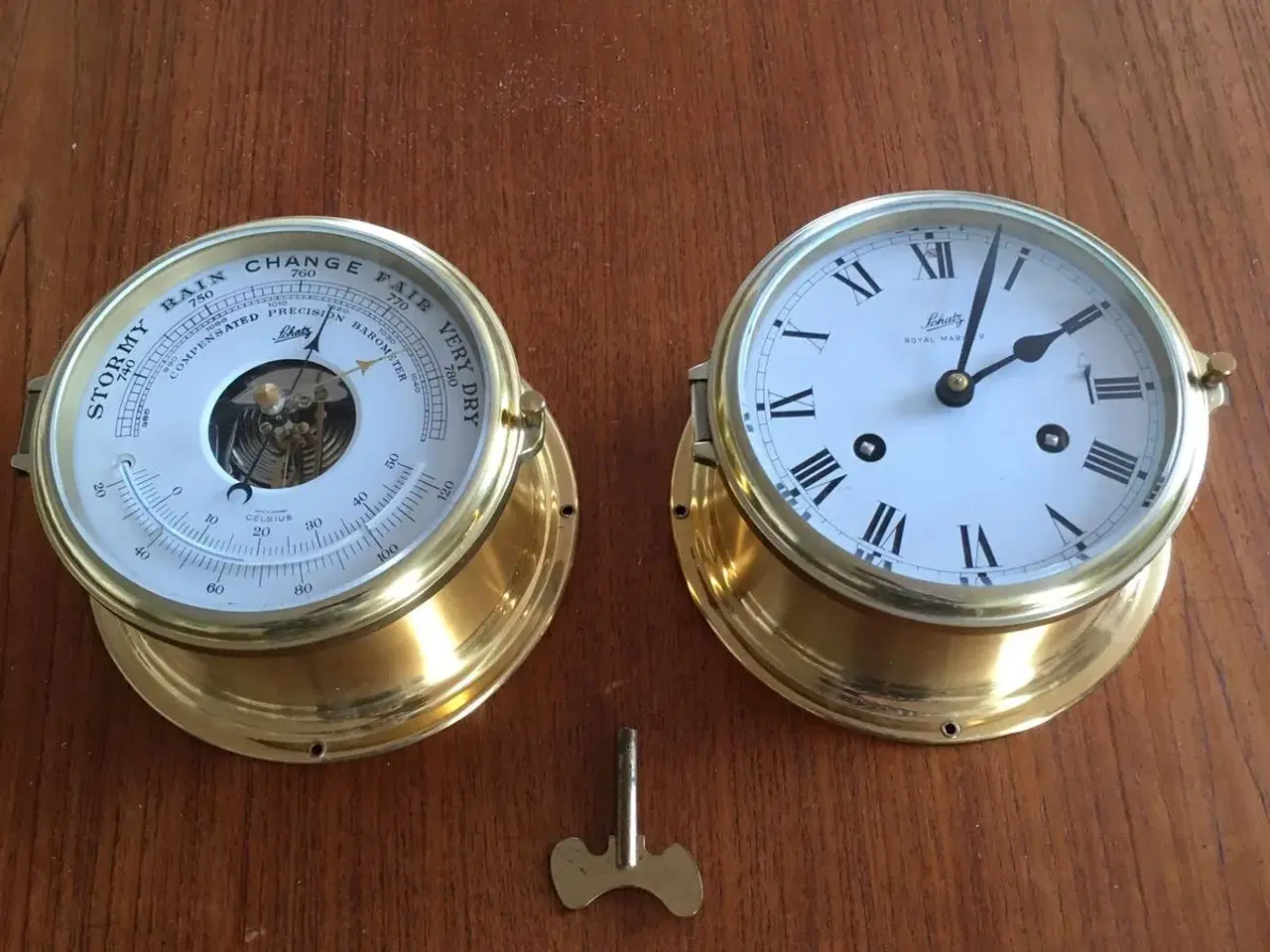 Billede 1 - Barometer og Ur