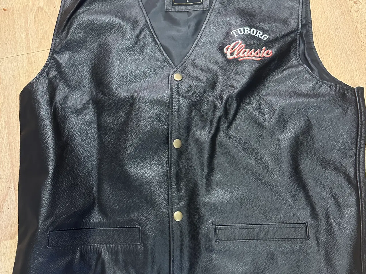Billede 1 - Lædervest fra Tuborg