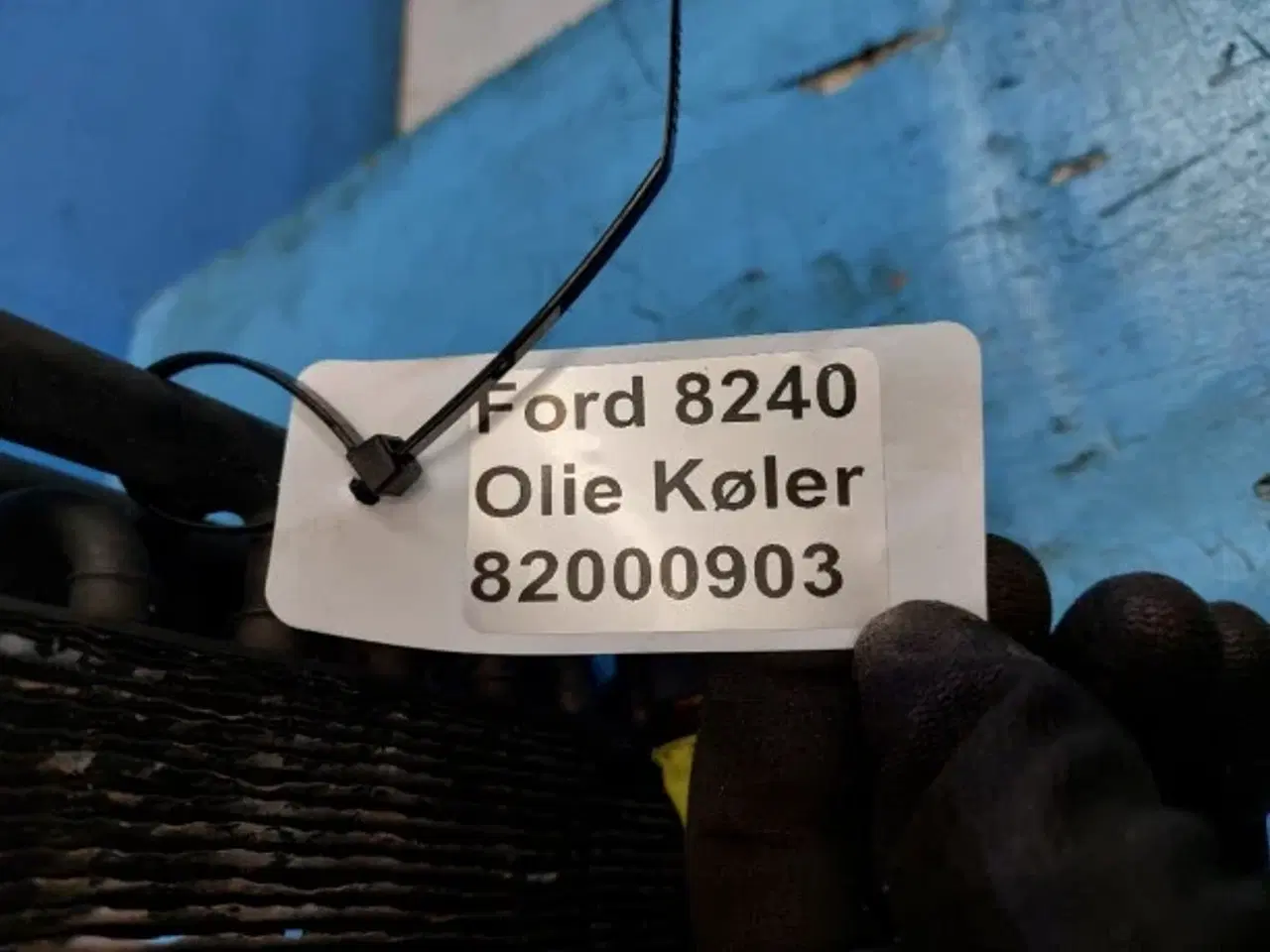 Billede 2 - Ford 8240 Olie Køler 82000903