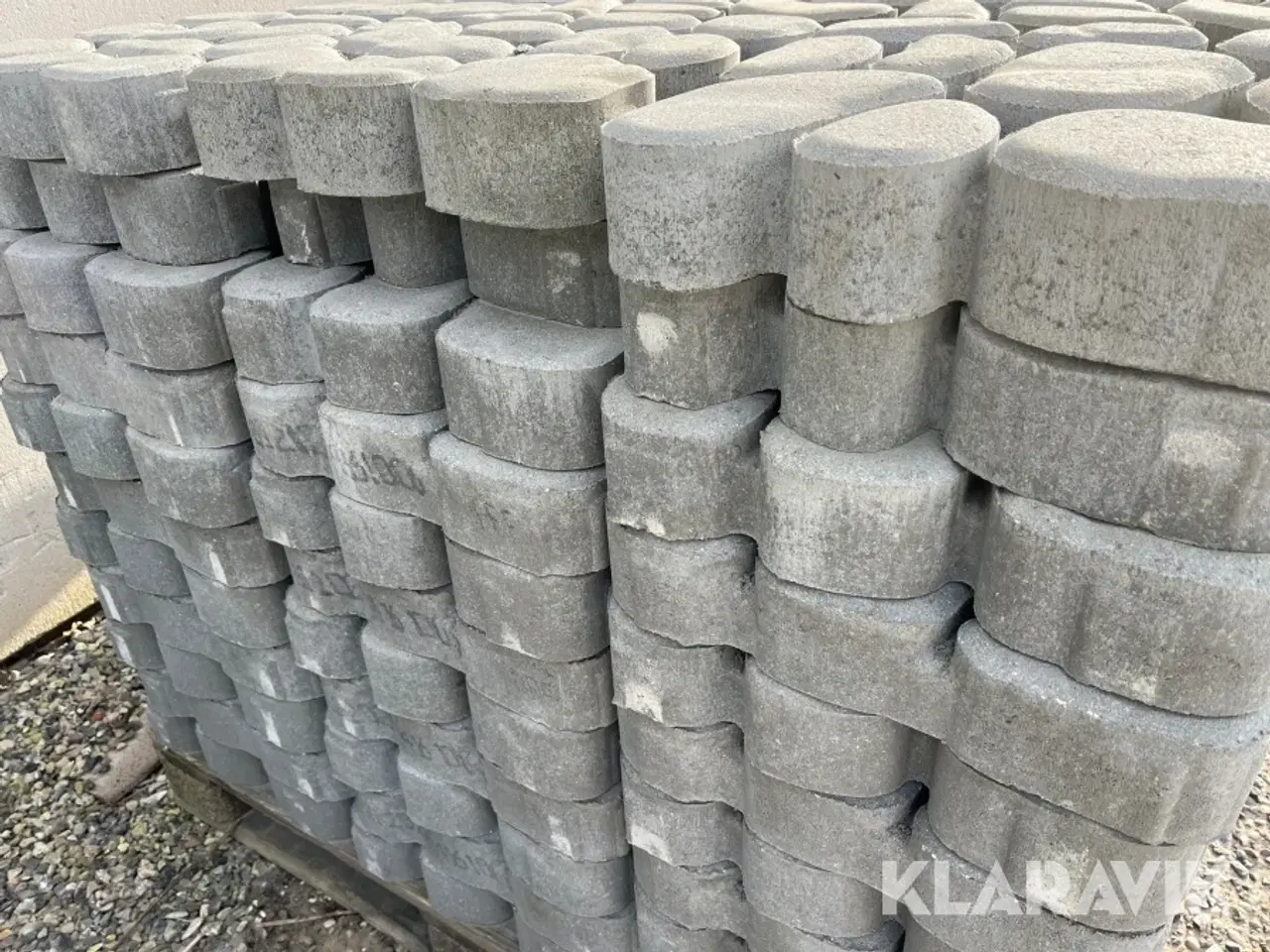 Billede 8 - Græsarmering med pigsten look Farum Beton - 66 styk