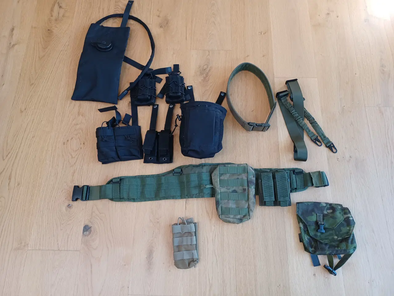 Billede 5 - Outfit m.m. til softgun