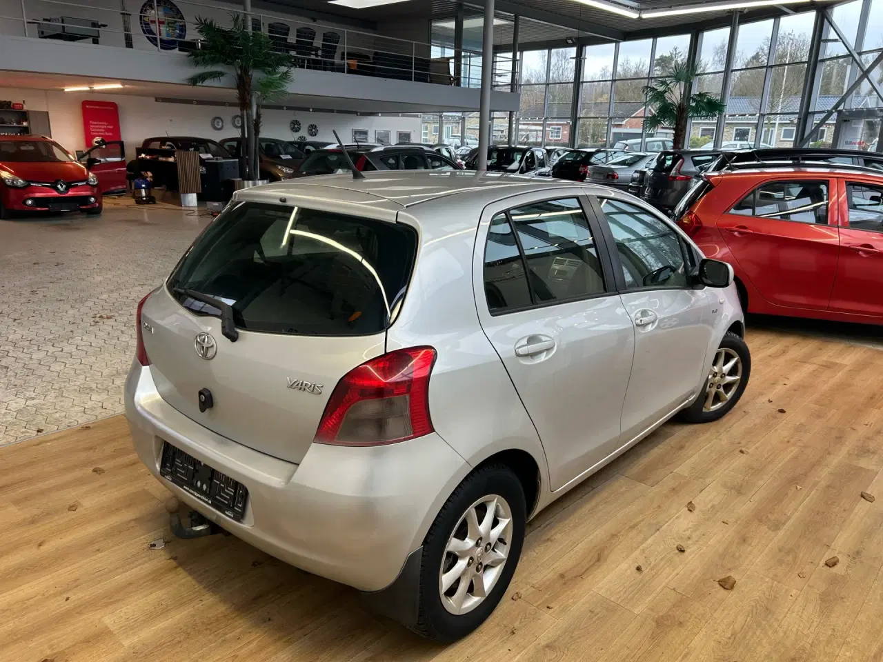 Billede 5 - Toyota Yaris 1,4 D-4D aut. 5 dørs 90HK 5d