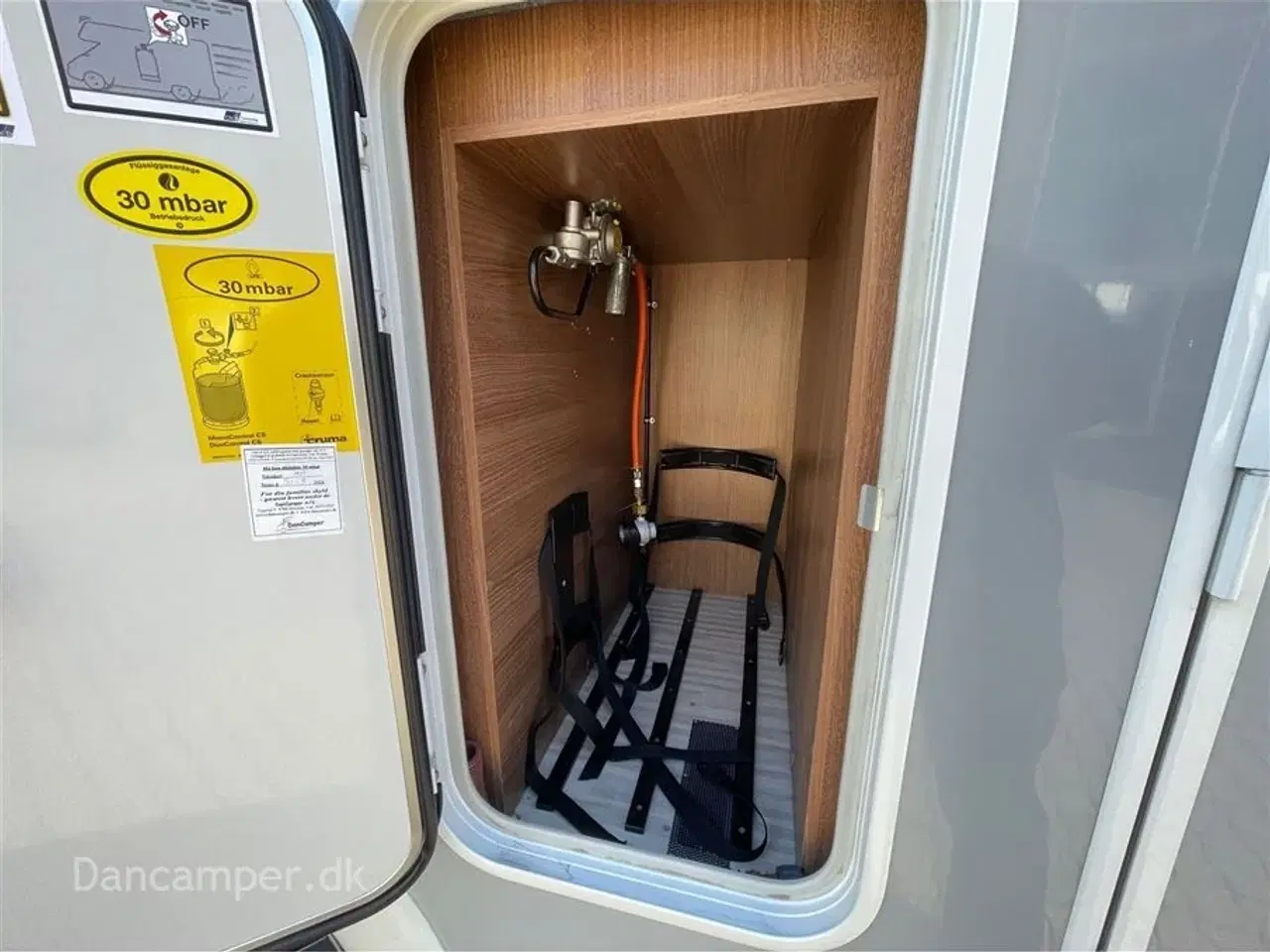 Billede 12 - 2018 - Carthago tourer I 143 LE Helintegreret luksuscamper, Enkeltsenge og sænkeseng, 150Hk Aut. Sælges for kunde.