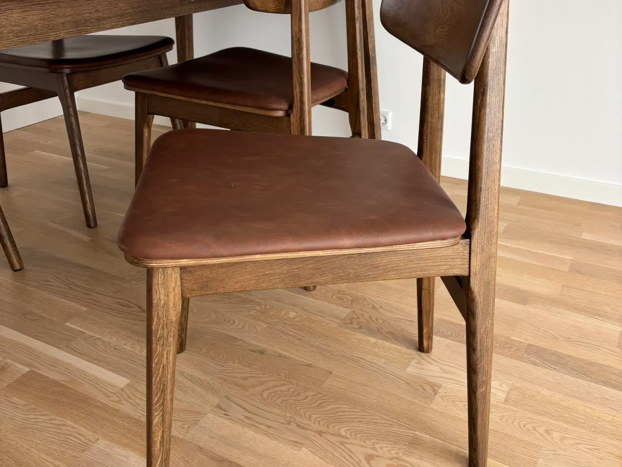 Billede 6 - Balo spisebord røget egetræ