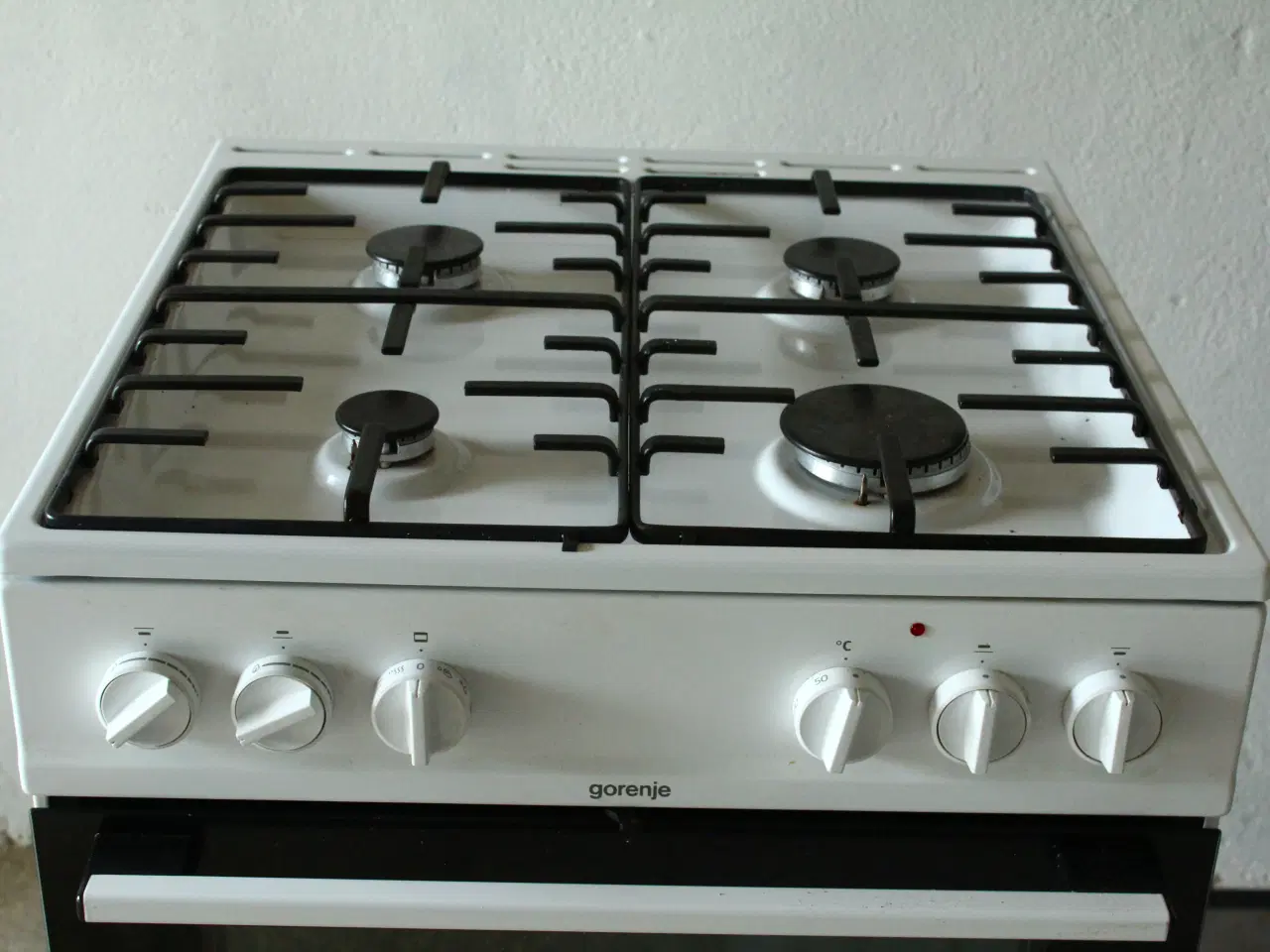 Billede 2 - Gorenje gaskomfur fra 2020