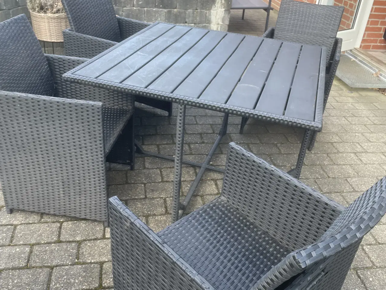 Billede 2 - Havebord med 4 stole