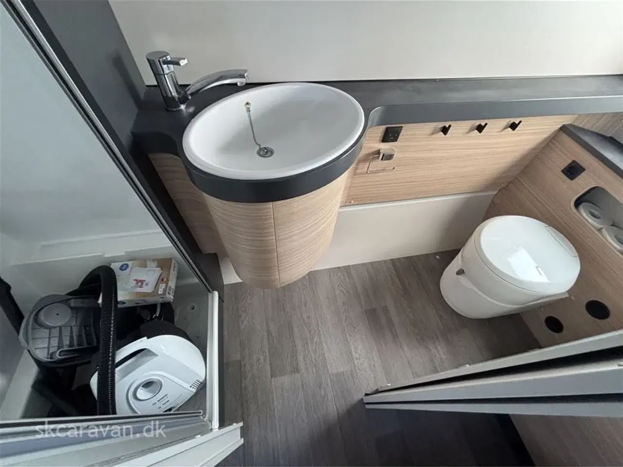 Billede 4 - 2022 - Hobby Maxia 660 WQM Lækker vogn fra HOBBY