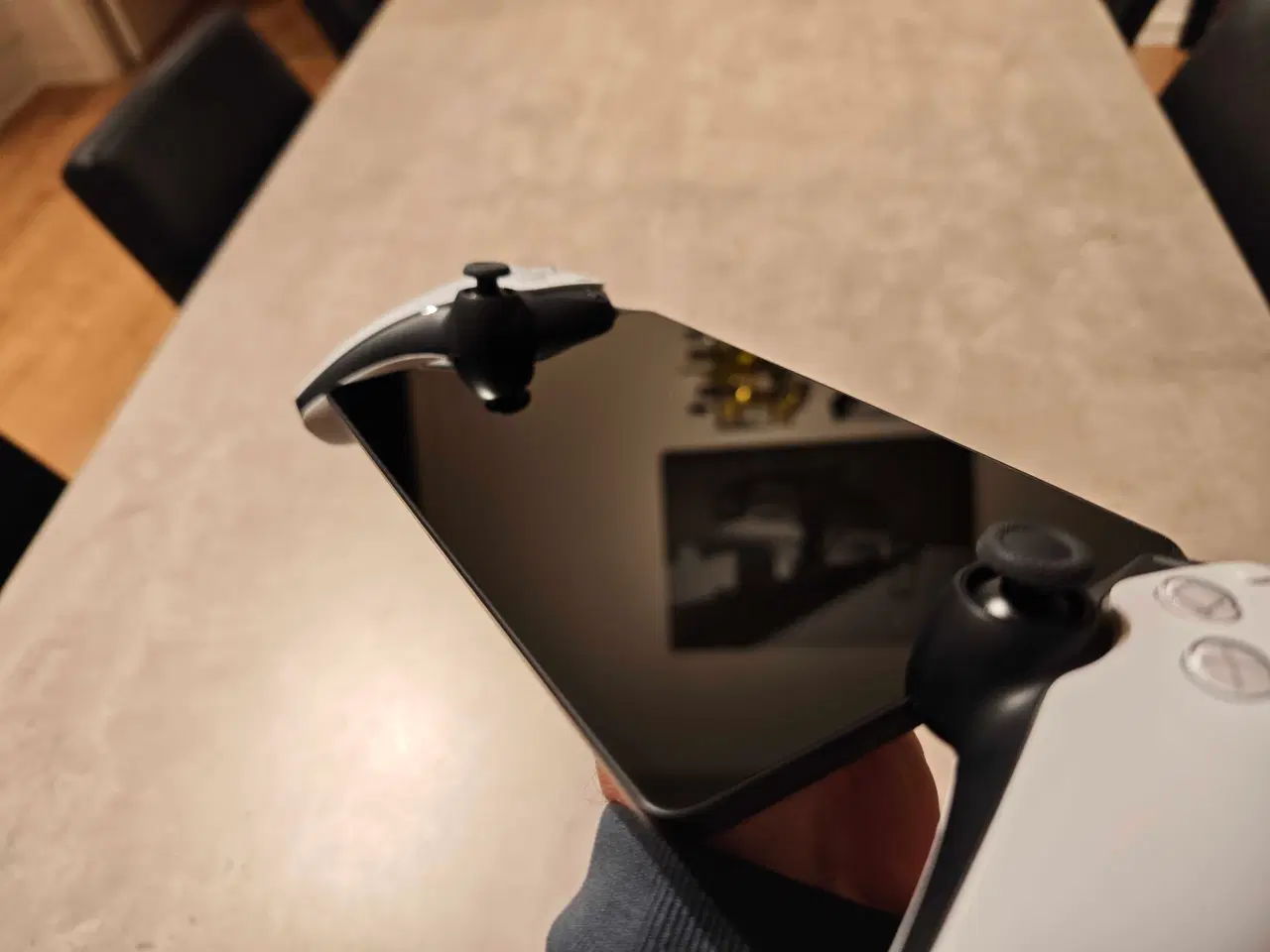 Billede 2 - PlayStation Portal Remote Player 8"