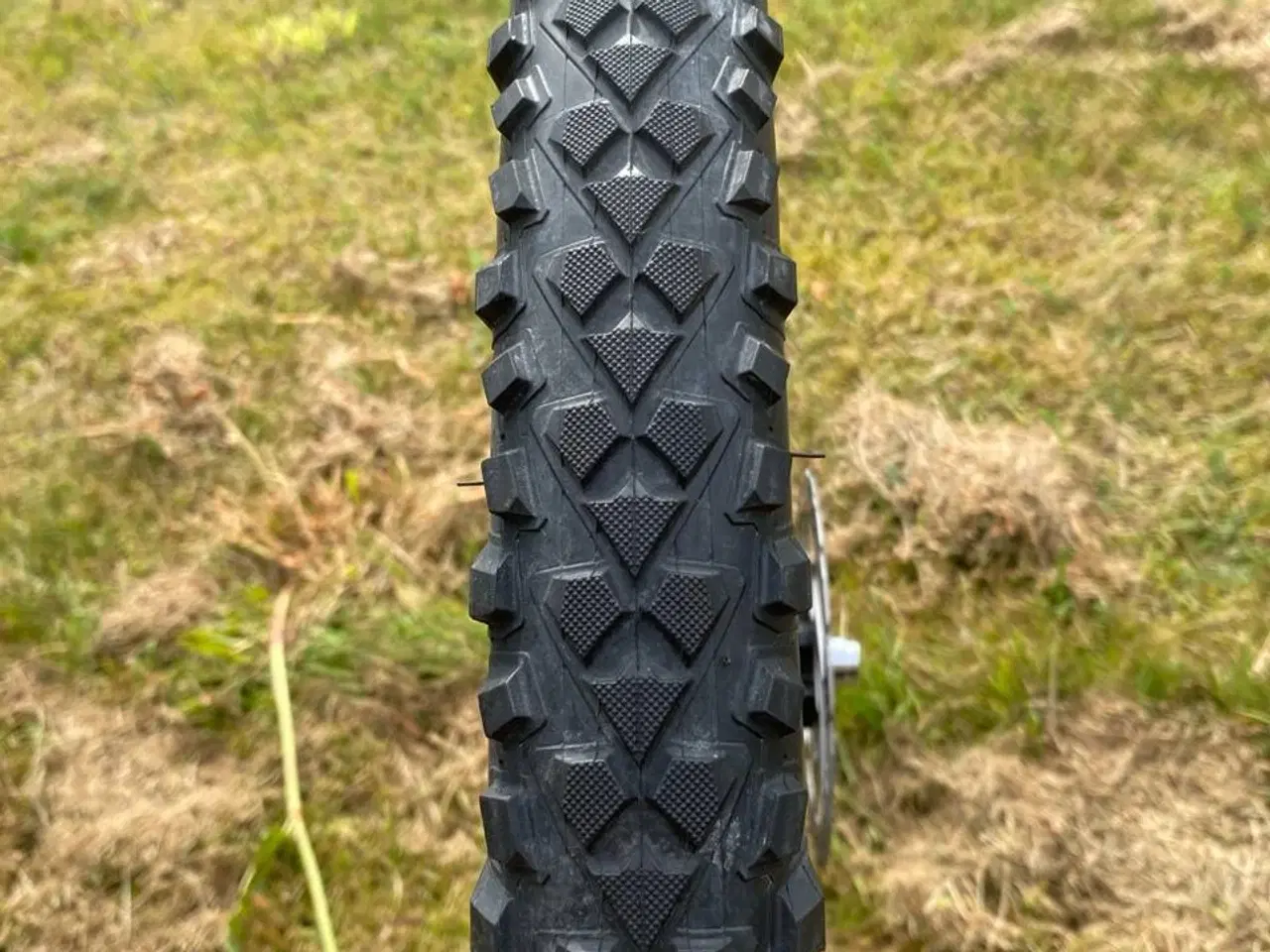 Billede 6 - MTB hjulsæt 27,5 / hjul med dæk – Giant, 10 gear,