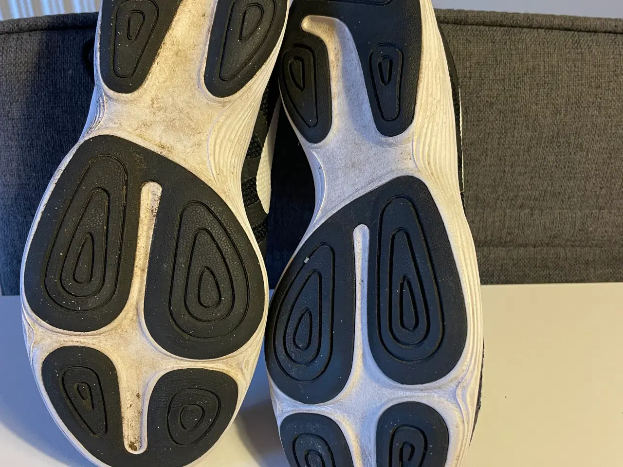 Billede 2 - Trænings sko