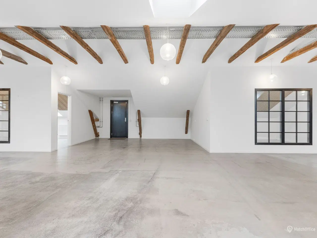 Billede 9 - Attraktiv introleje på kun kr. 1.100 pr. m² - Flot og indbydende storrumskontor