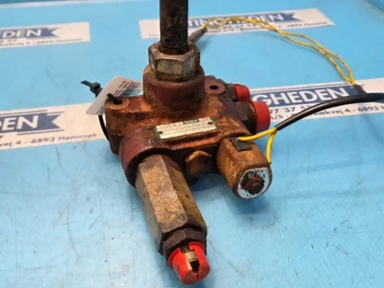 Billede 8 - Dronningborg D4500 Hydraulikventil 45110048