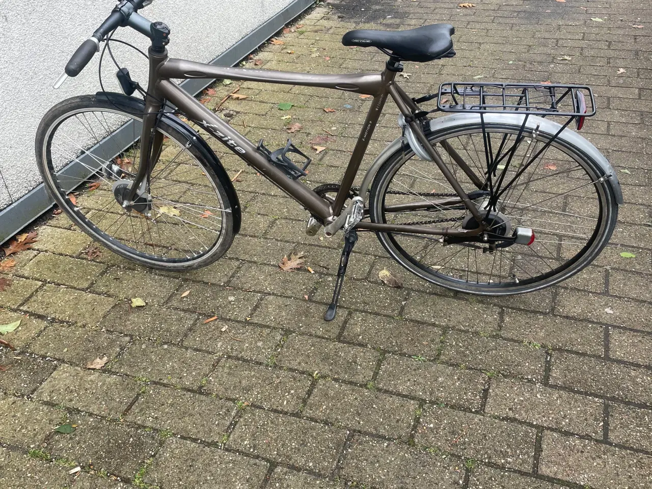 Billede 2 - herrecykel. X-zite ,28,tommer ,9 gear.