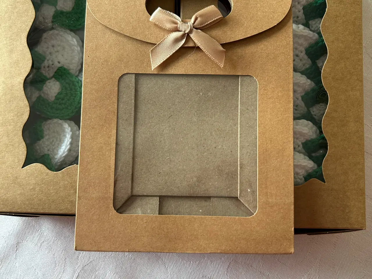 Billede 5 - Hjemmelavet hæklet pynt