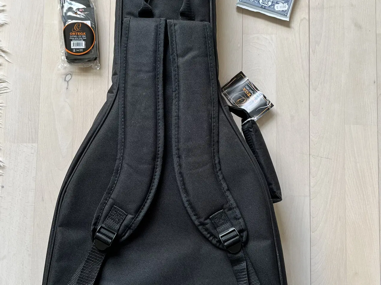 Billede 2 - Ortega gigbag til klassisk guitar