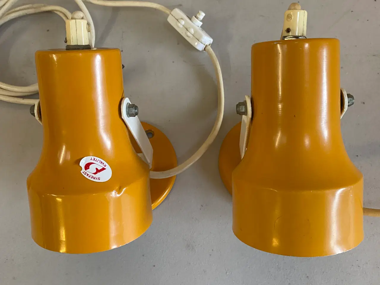 Billede 1 - Agneta Vaxjo Sweden 2 stk sængelamper fra 70’erne