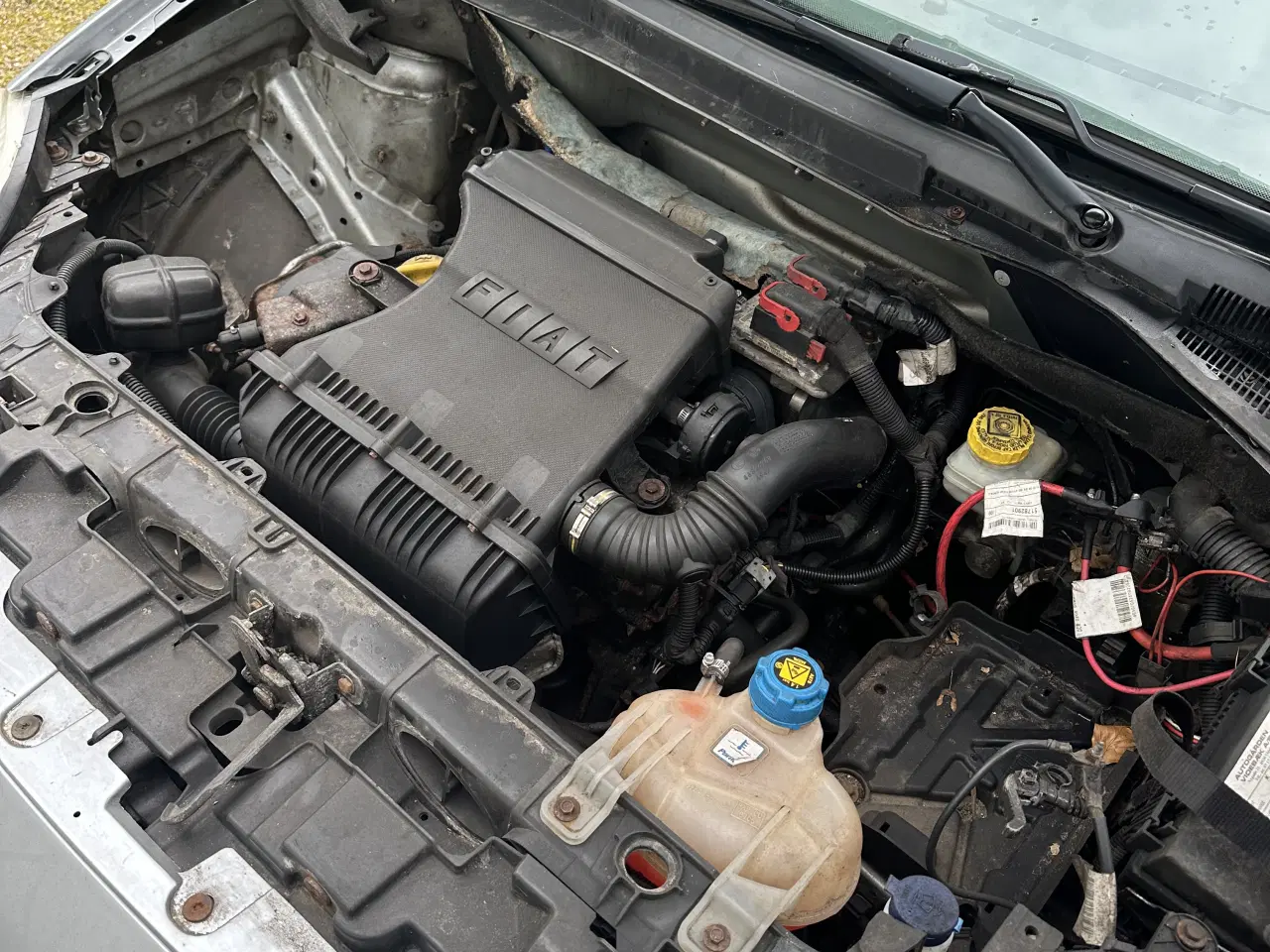 Billede 9 - Fiat Punto 1,4 fra 2007 sælges som projektbil elle