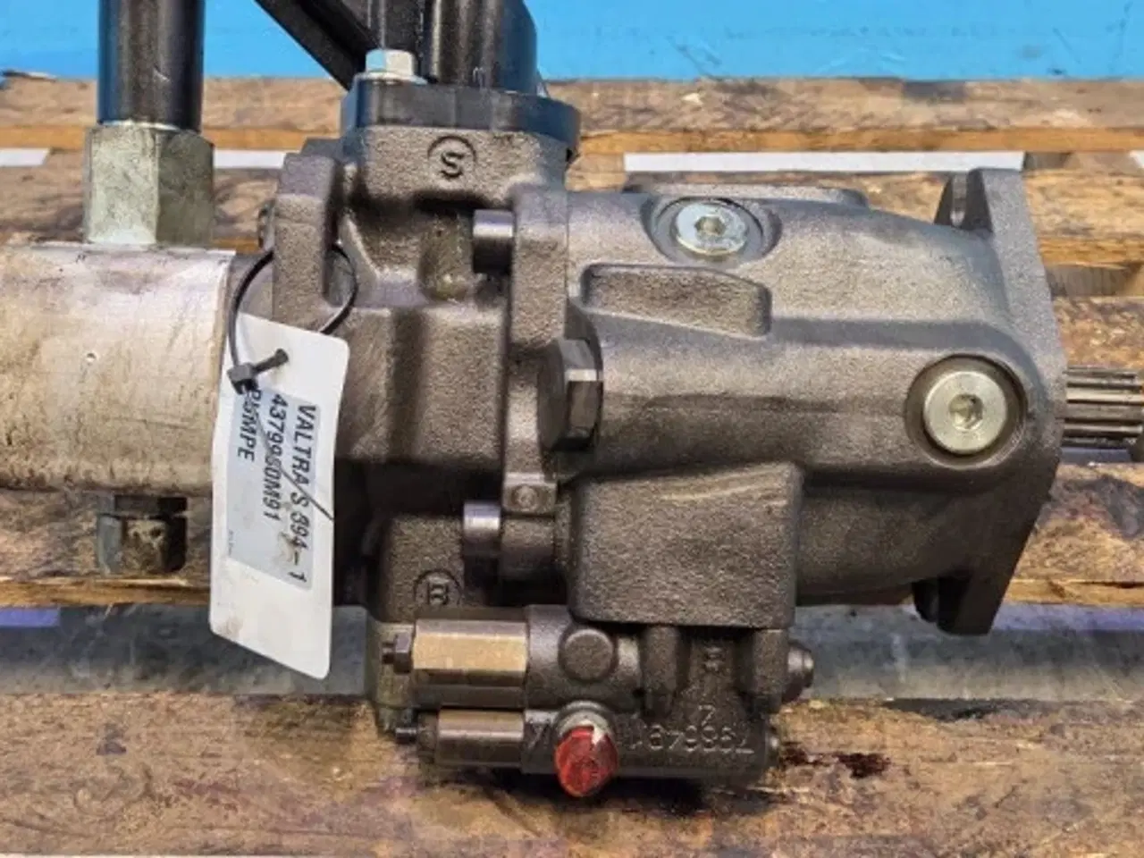 Billede 11 - Valtra  S394   Pumpe   4379960M91