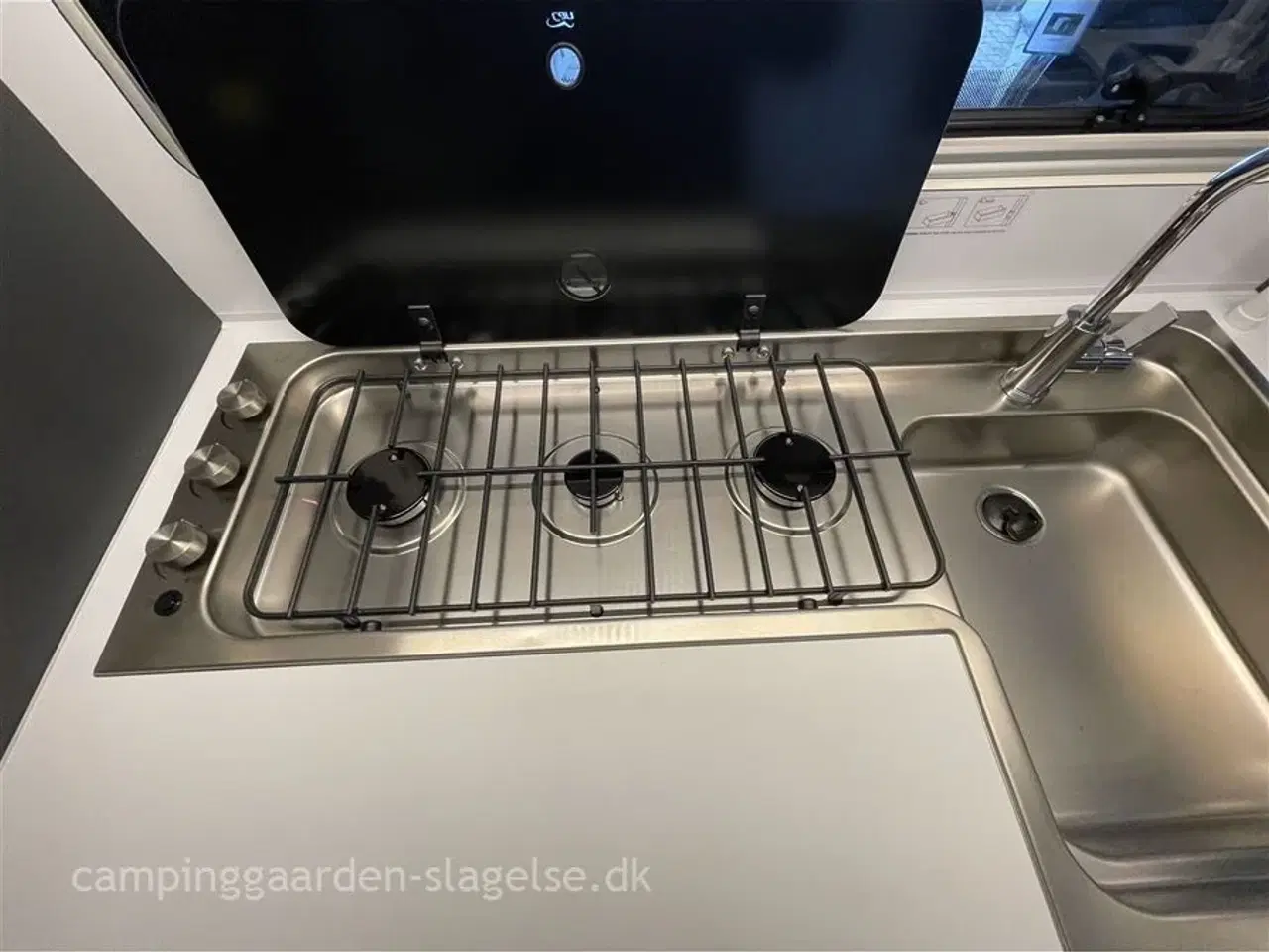 Billede 6 - 2026 - Adria Altea 492 LU   Adria Altea 492 LU – fleksibel komfort med et snuptag