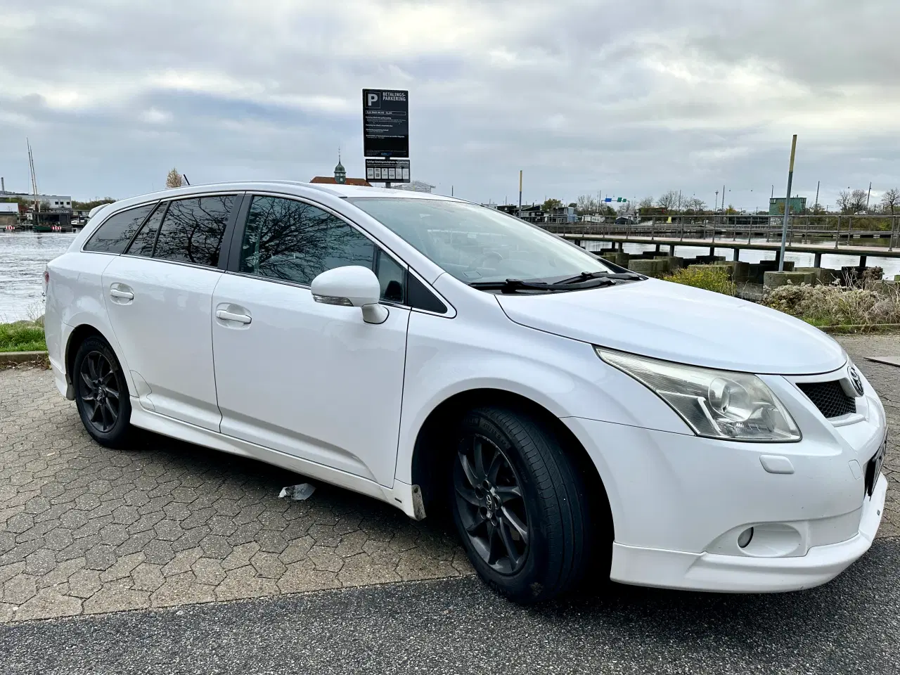 Billede 4 - Danmarks billigste Toyota Avensis (m/ udstyr)