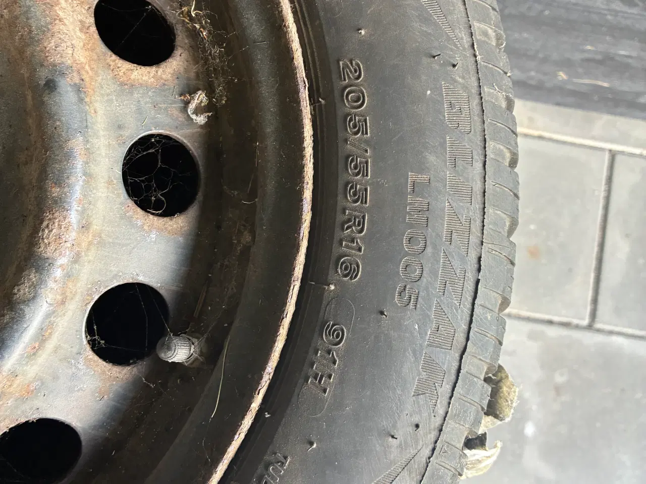 Billede 1 - 4xBridgestone vinterdæk på stålfælge