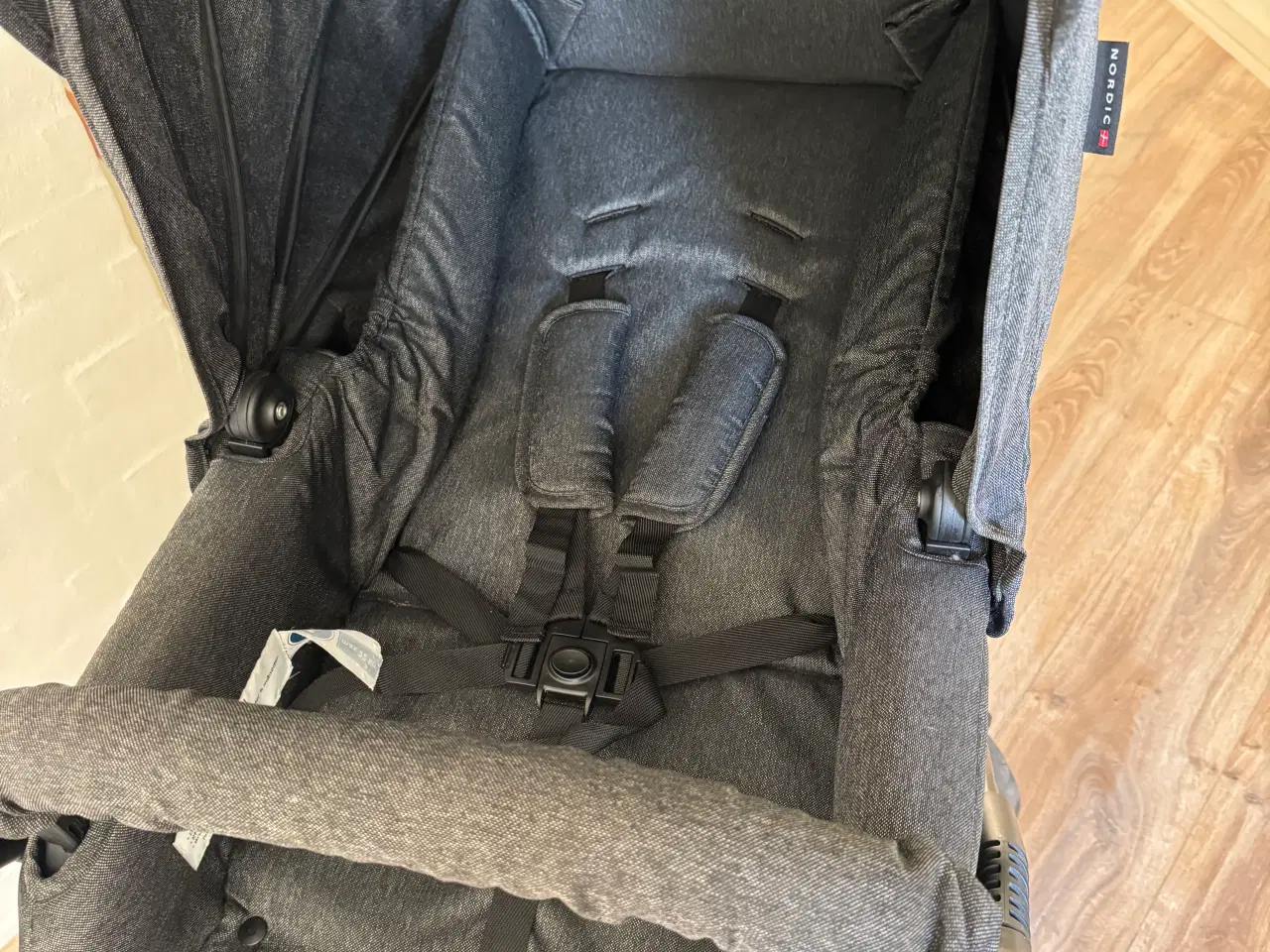 Billede 12 - Basson Nordic Lux barnevogn, Grey Melange