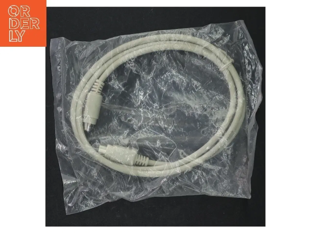 Billede 2 - Kabel med rundt stik