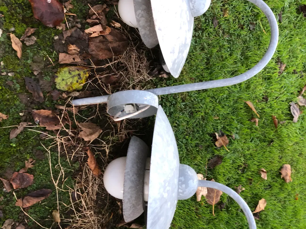 Billede 3 - Galvaniserede udendørslamper, 2 stk.