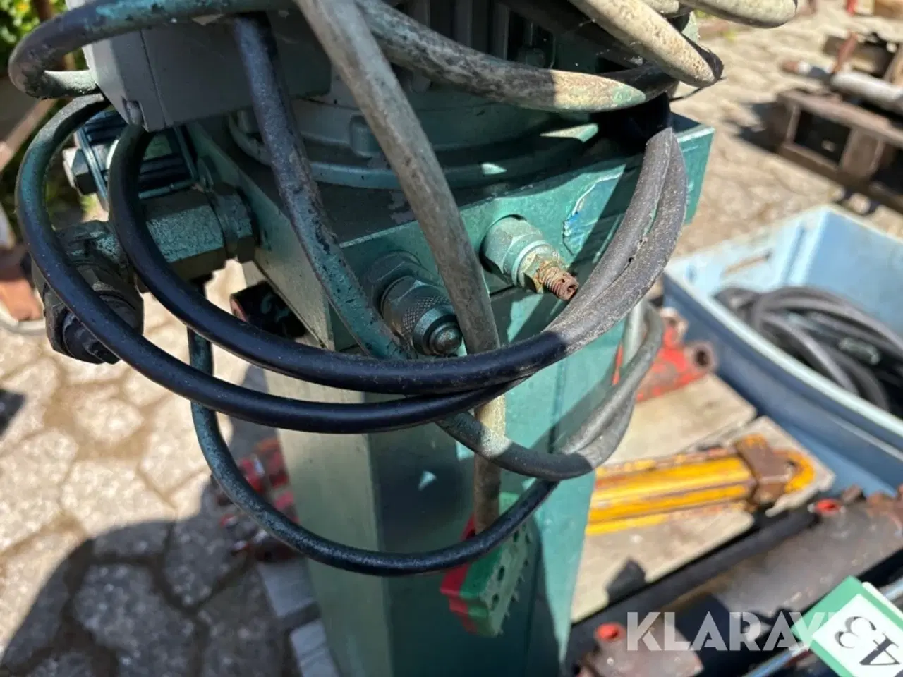 Billede 9 - Hydraulikstation og stempler